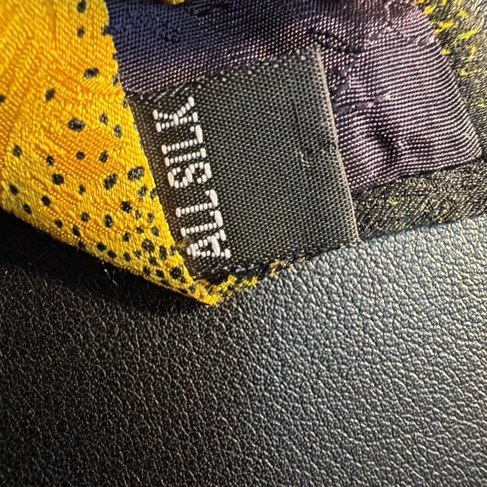 RUSH LIMBAUGH No Boundaries Mens 100% Silk Tie USA Geometric Abstract Ladder